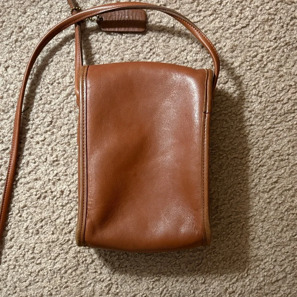 Vintage Coach Crossbody Bag - Picture 3 of 5